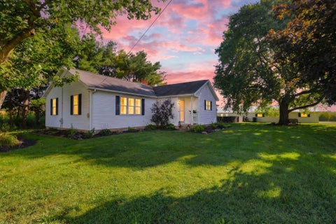 Photo of 11308 Lovers Lane, Mount Vernon, OH 43050 (MLS # 226034876)