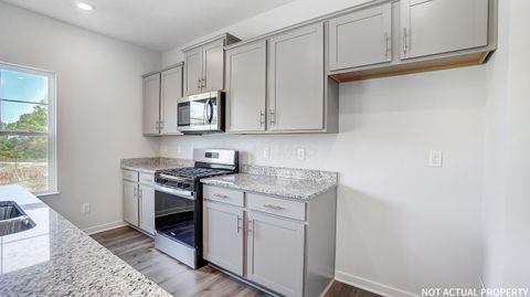 Tiny photo for 145 Brookside Drive, Jeffersonville, OH 43128 (MLS # 226003121)