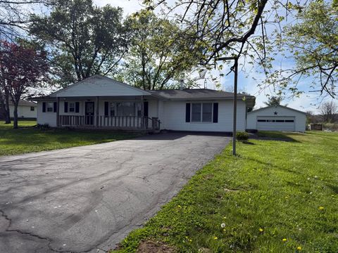Photo of 3257 Cattail Road, Chillicothe, OH 45601 (MLS # 226011638)