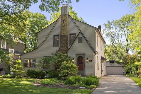 Photo of 163 Piedmont Road, Columbus, OH 43214 (MLS # 226016751)