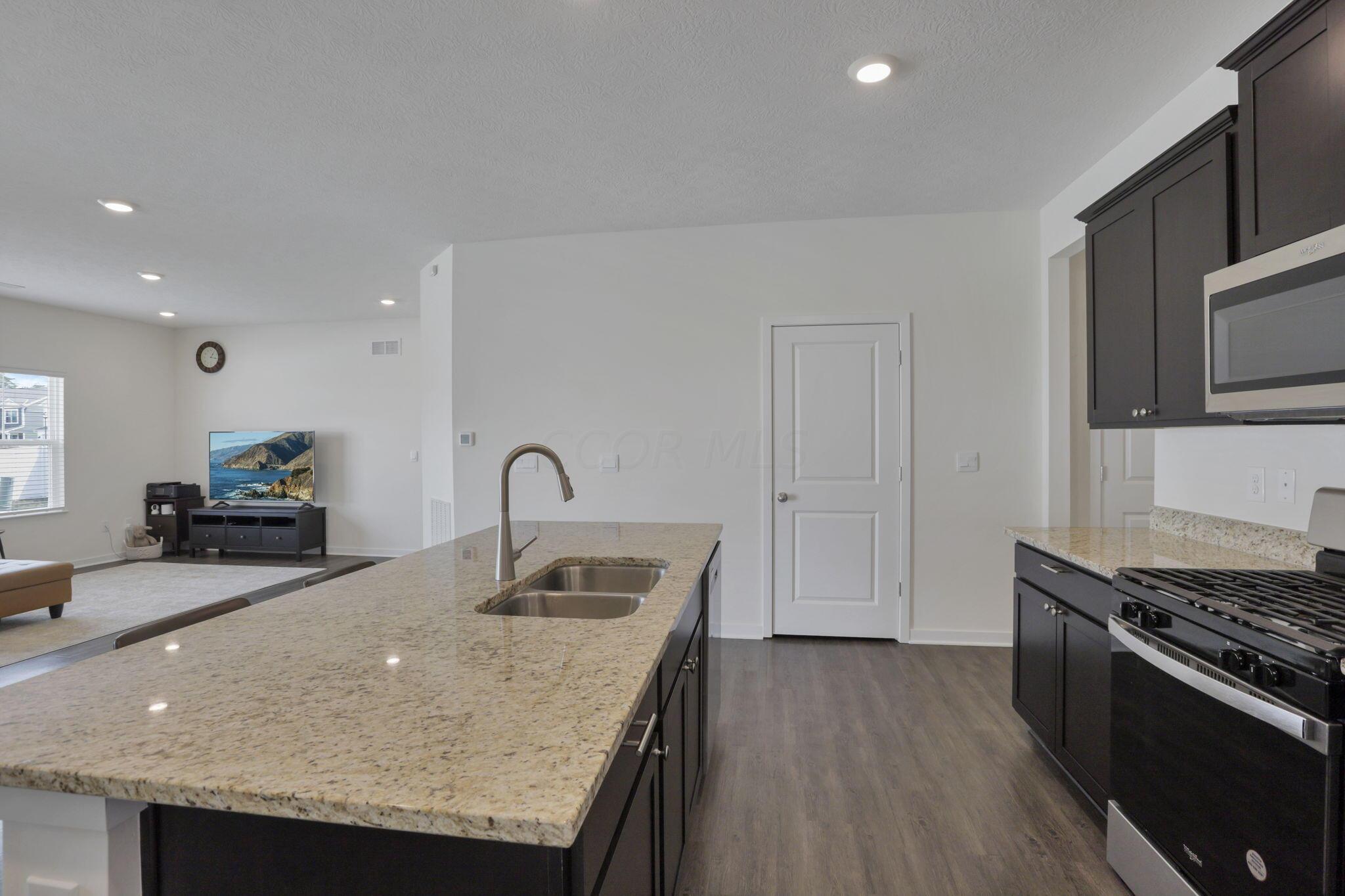 567 Faulkner Drive, Lithopolis, Ohio image 11