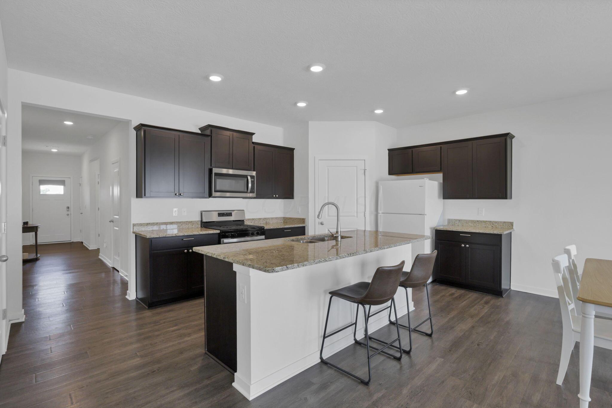 567 Faulkner Drive, Lithopolis, Ohio image 12