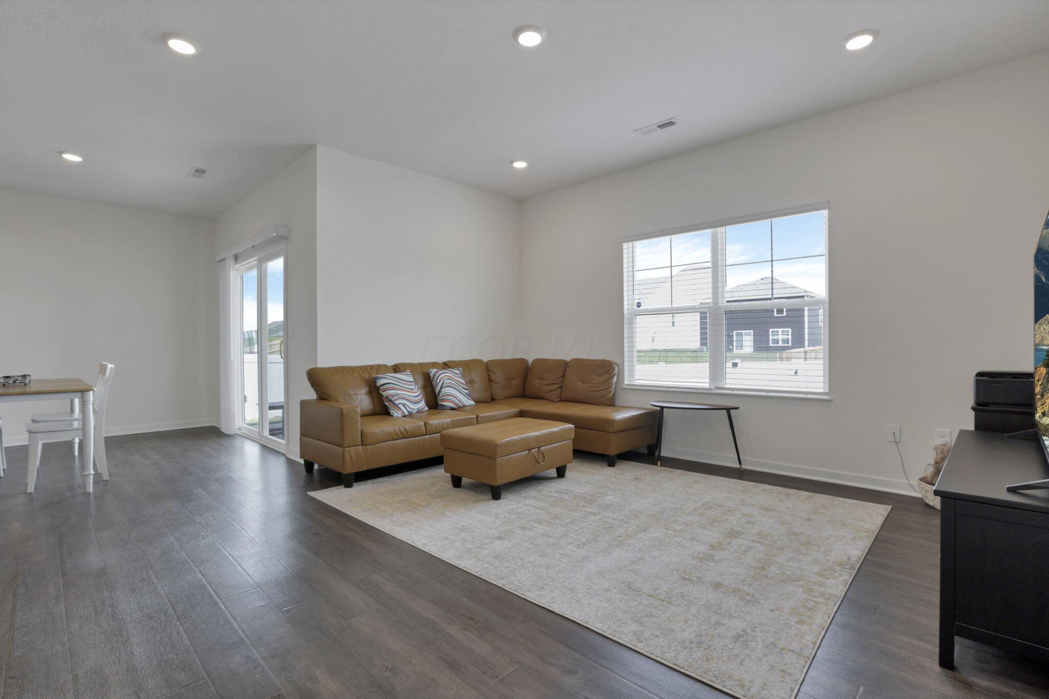 567 Faulkner Drive, Lithopolis, Ohio image 7