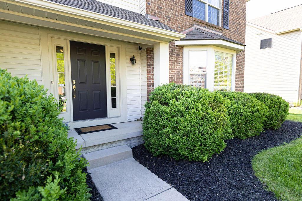 2953 Bohlen Drive, Hilliard, Ohio image 2