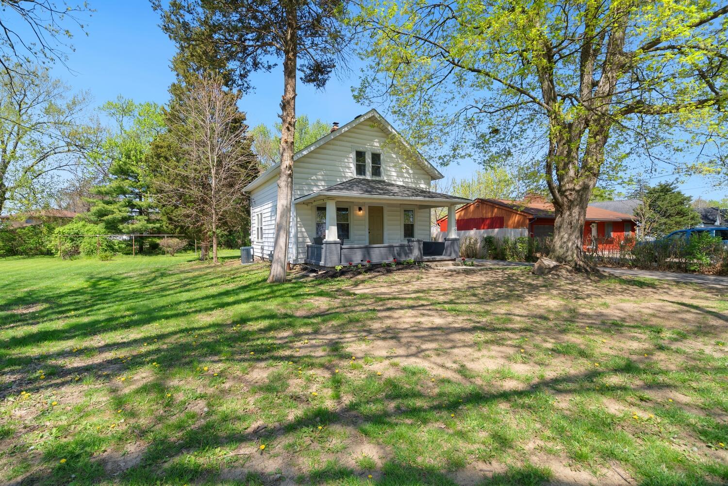 3210 E Deshler Avenue, Columbus, Ohio image 2