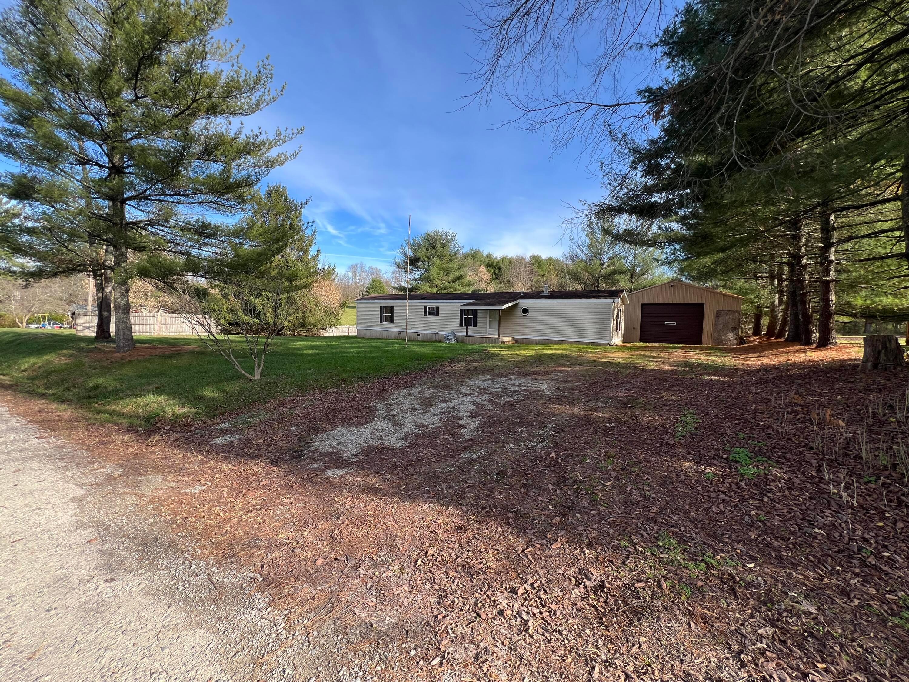 2210 Gibbs Road, Shade, Ohio image 1