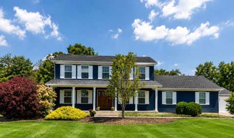 Photo of 1850 Meadow Creek Creek, Zanesville, OH 43701 (MLS # 226029324)