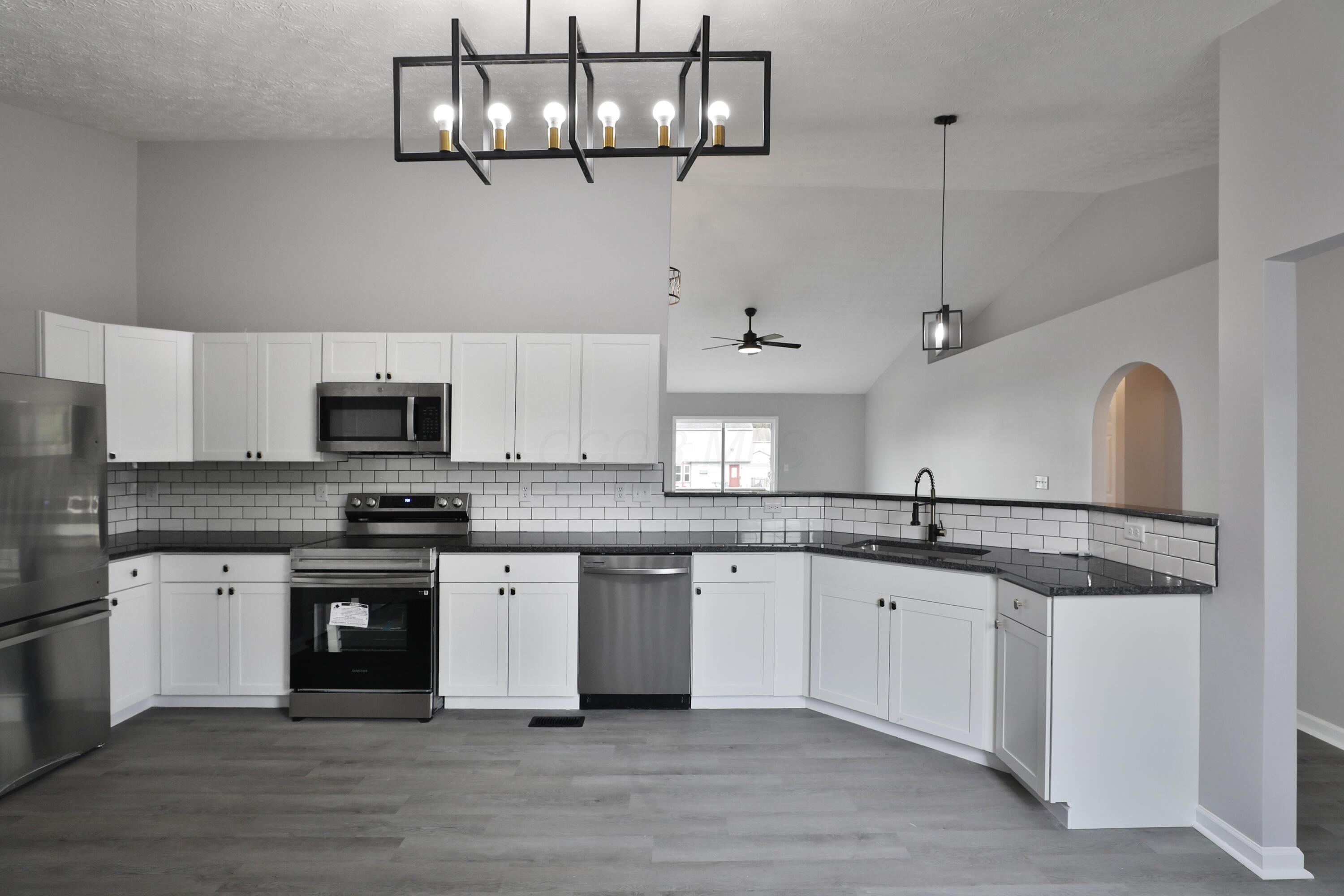 7589 Swindon Street, Blacklick, Ohio image 8