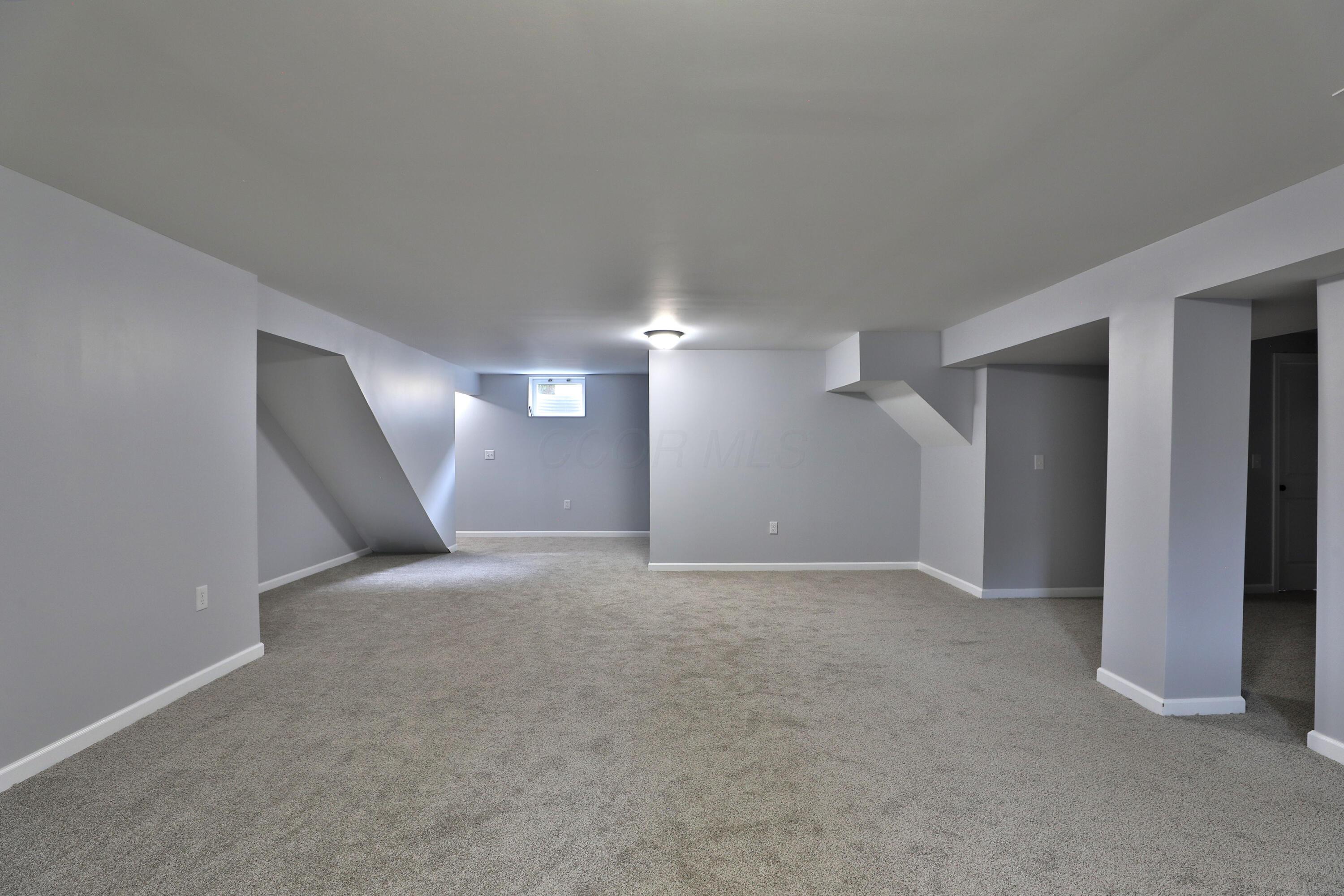 7589 Swindon Street, Blacklick, Ohio image 35