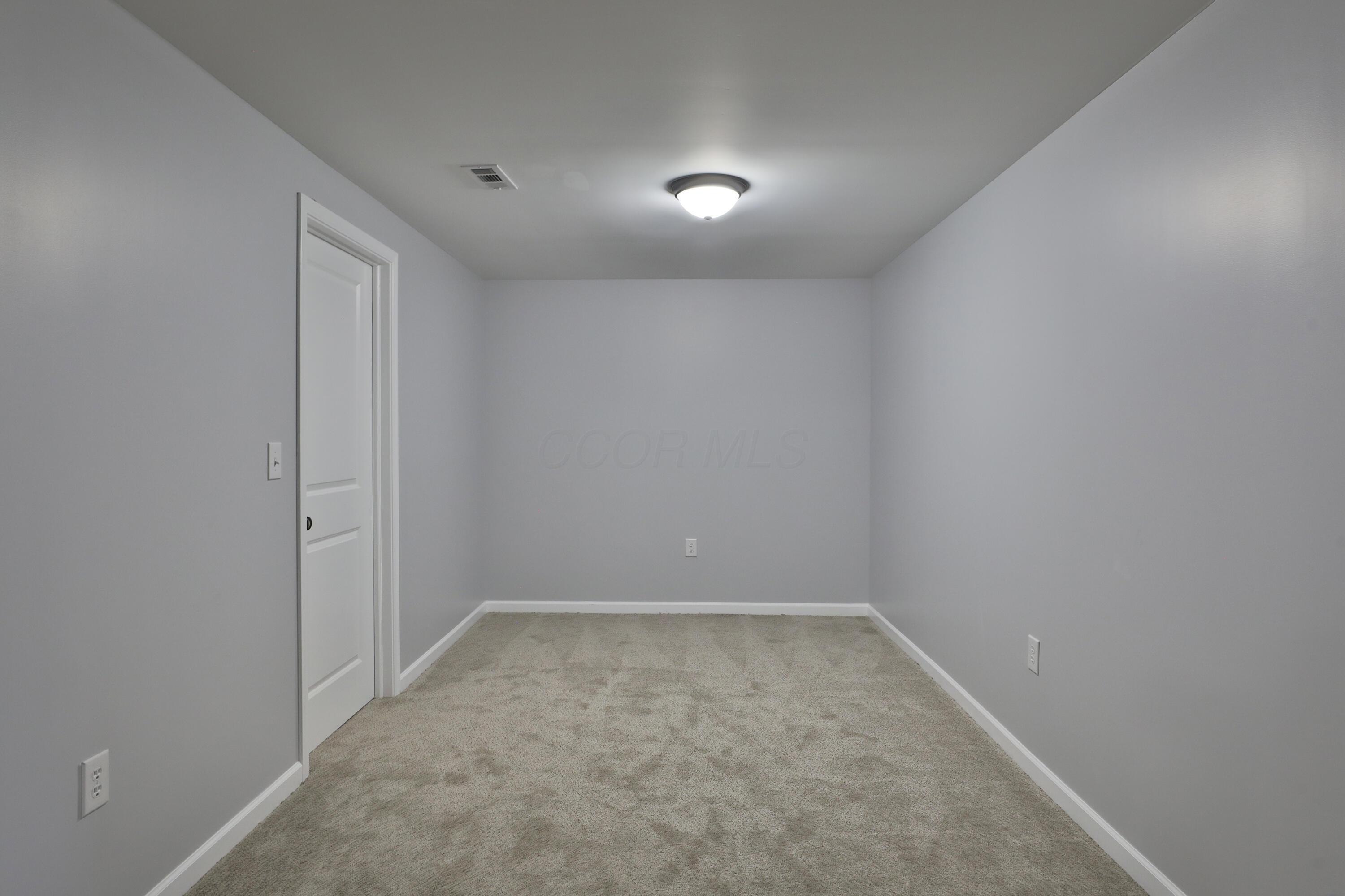 7589 Swindon Street, Blacklick, Ohio image 37