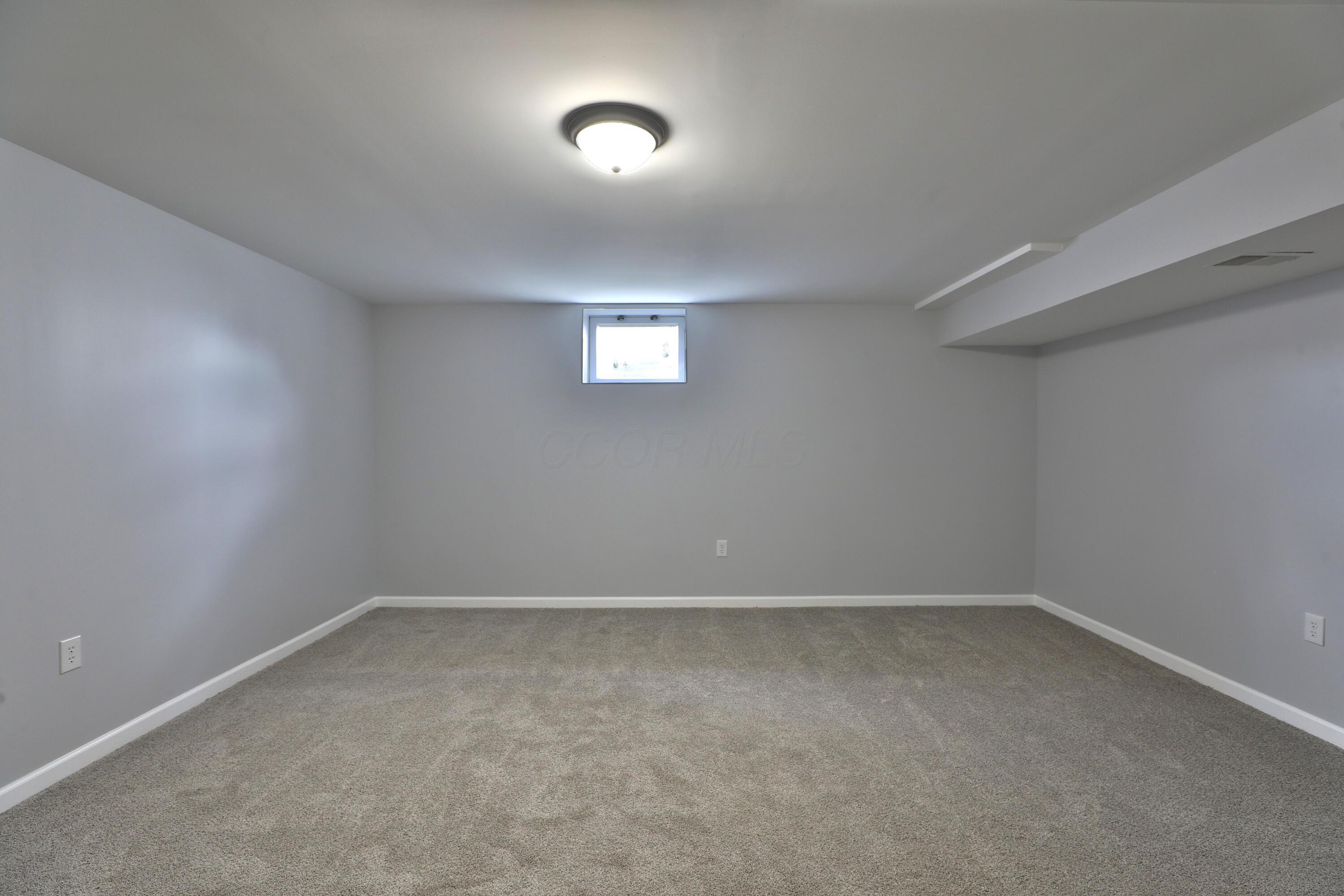 7589 Swindon Street, Blacklick, Ohio image 33