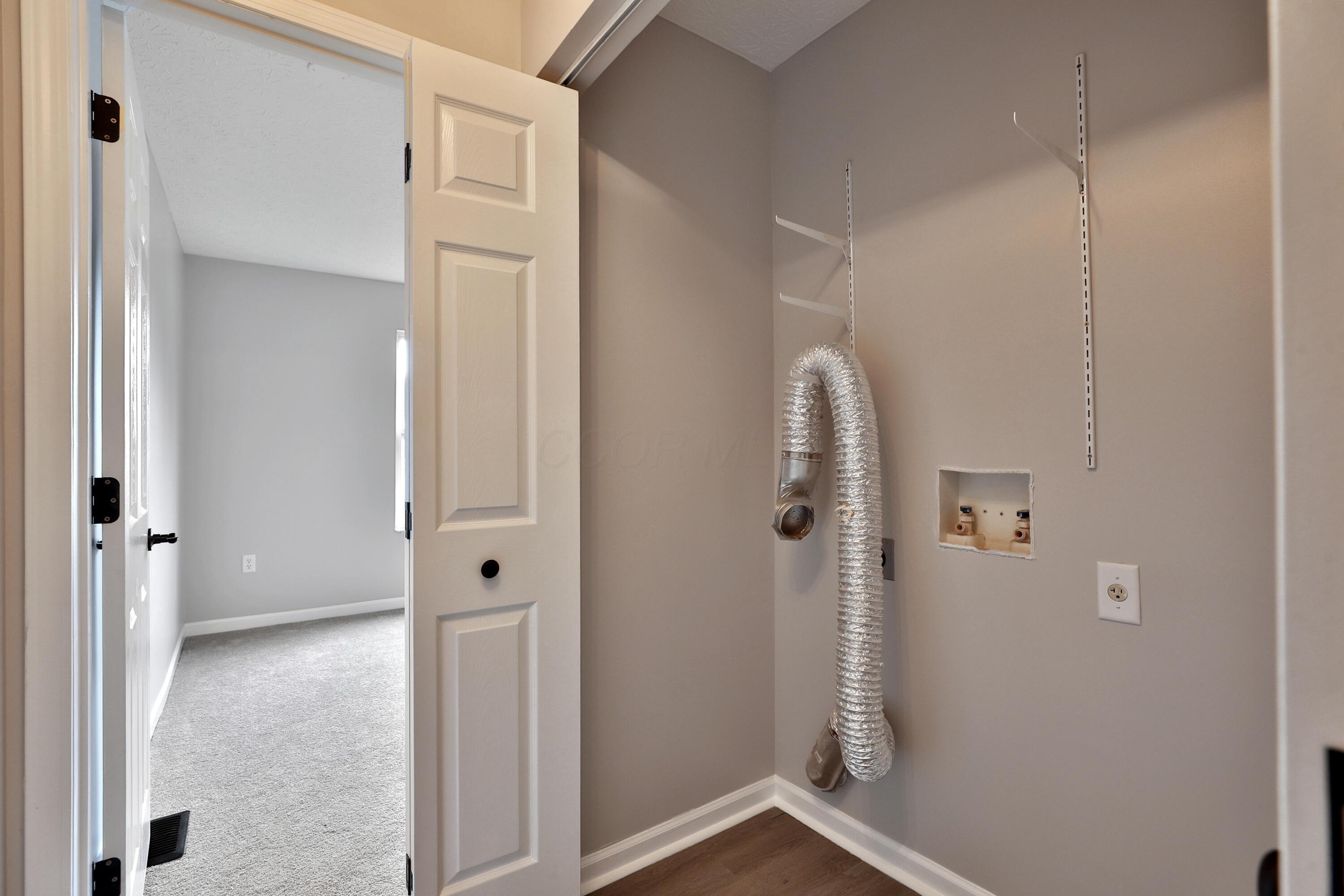 7589 Swindon Street, Blacklick, Ohio image 28