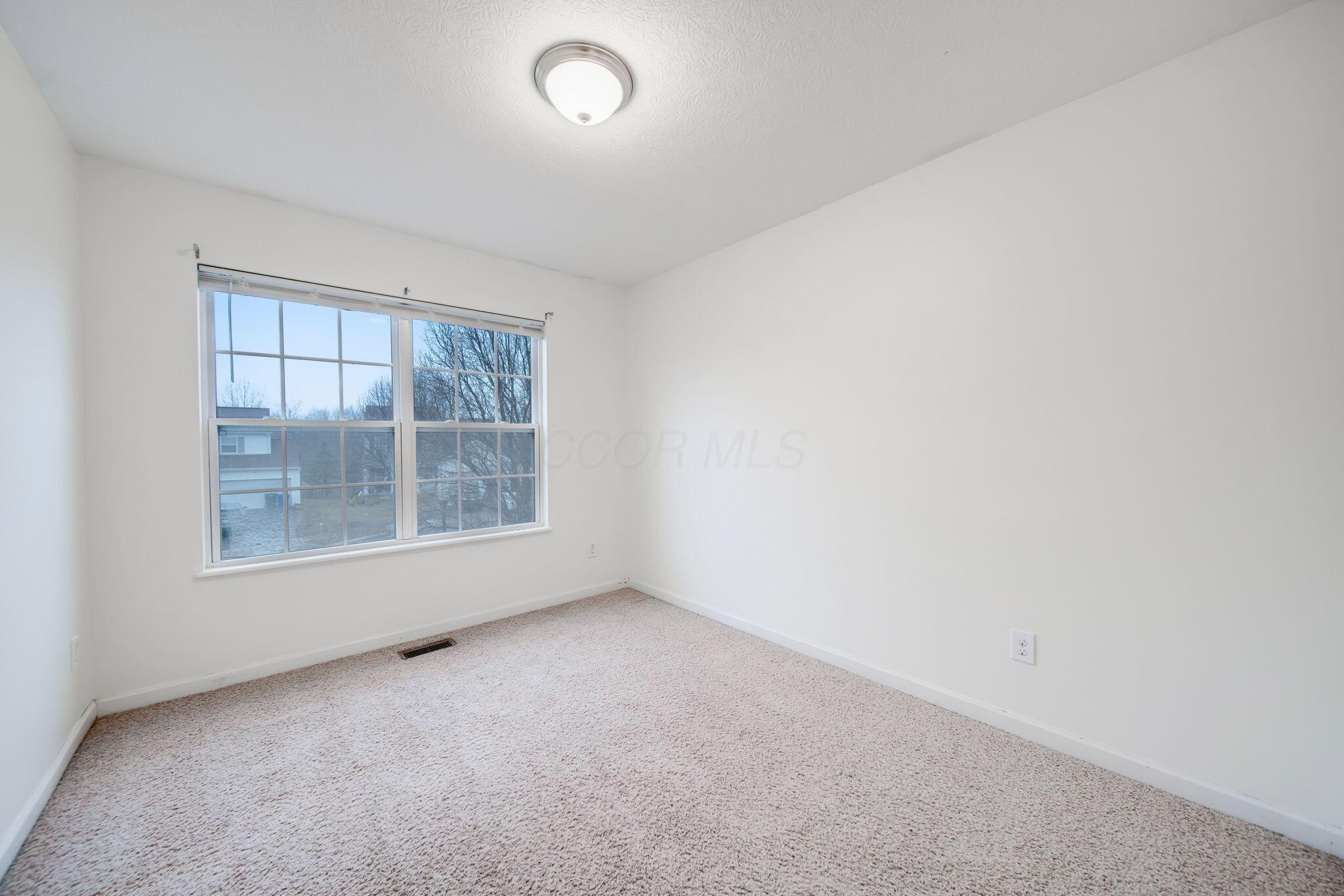 638 Creekpark Court, Blacklick, Ohio image 34
