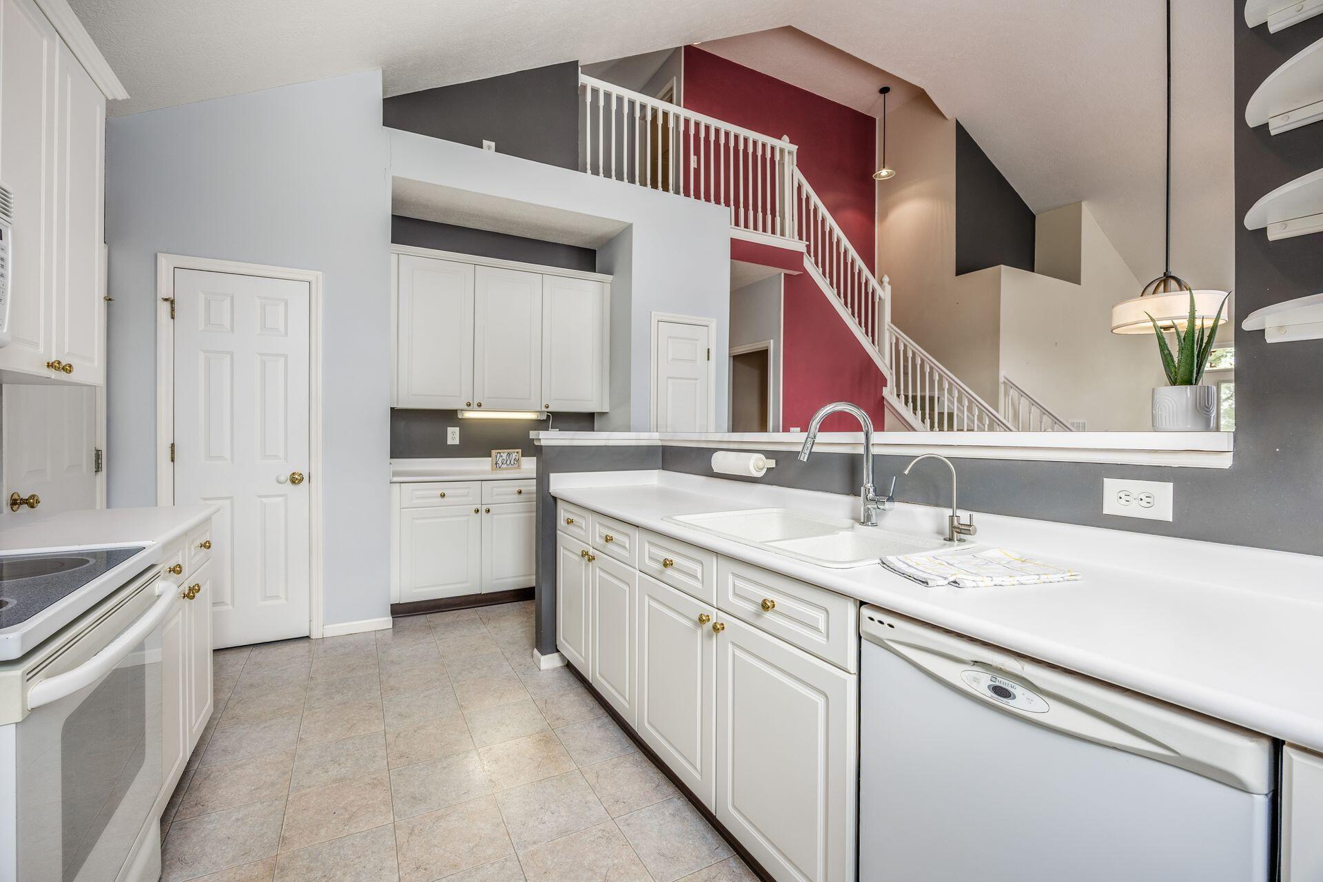3994 Park Circle, Hilliard, Ohio image 13