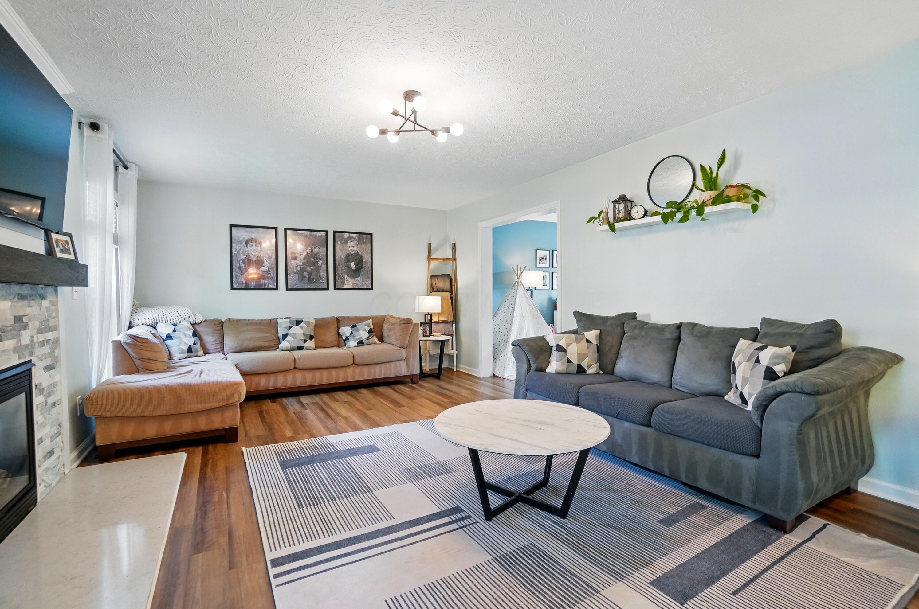 5672 Platinum Drive, Grove City, Ohio image 8