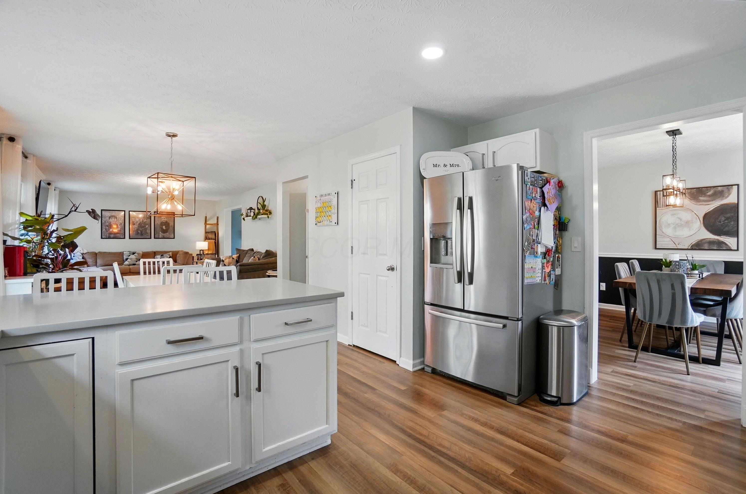 5672 Platinum Drive, Grove City, Ohio image 14