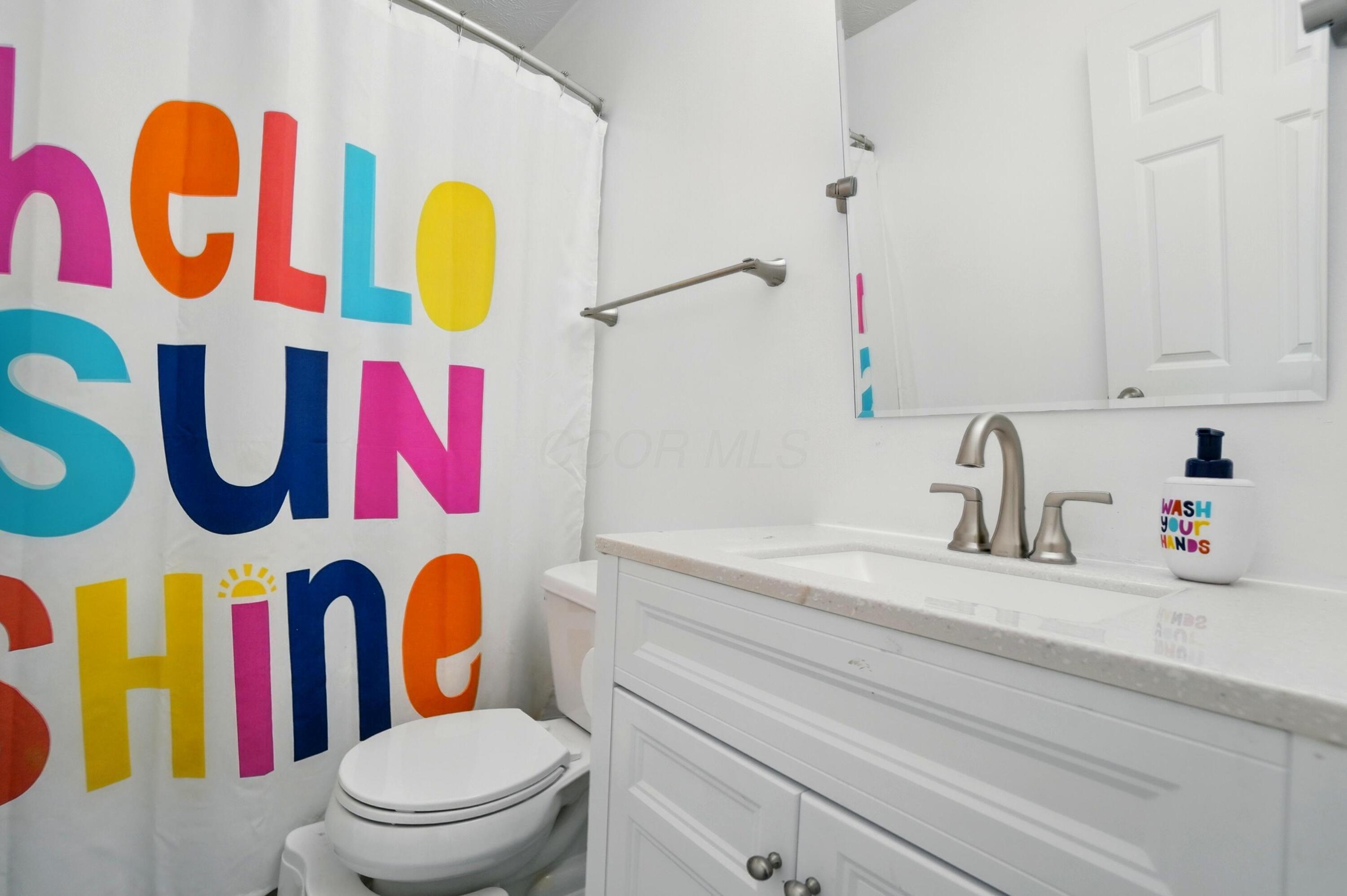 5672 Platinum Drive, Grove City, Ohio image 33
