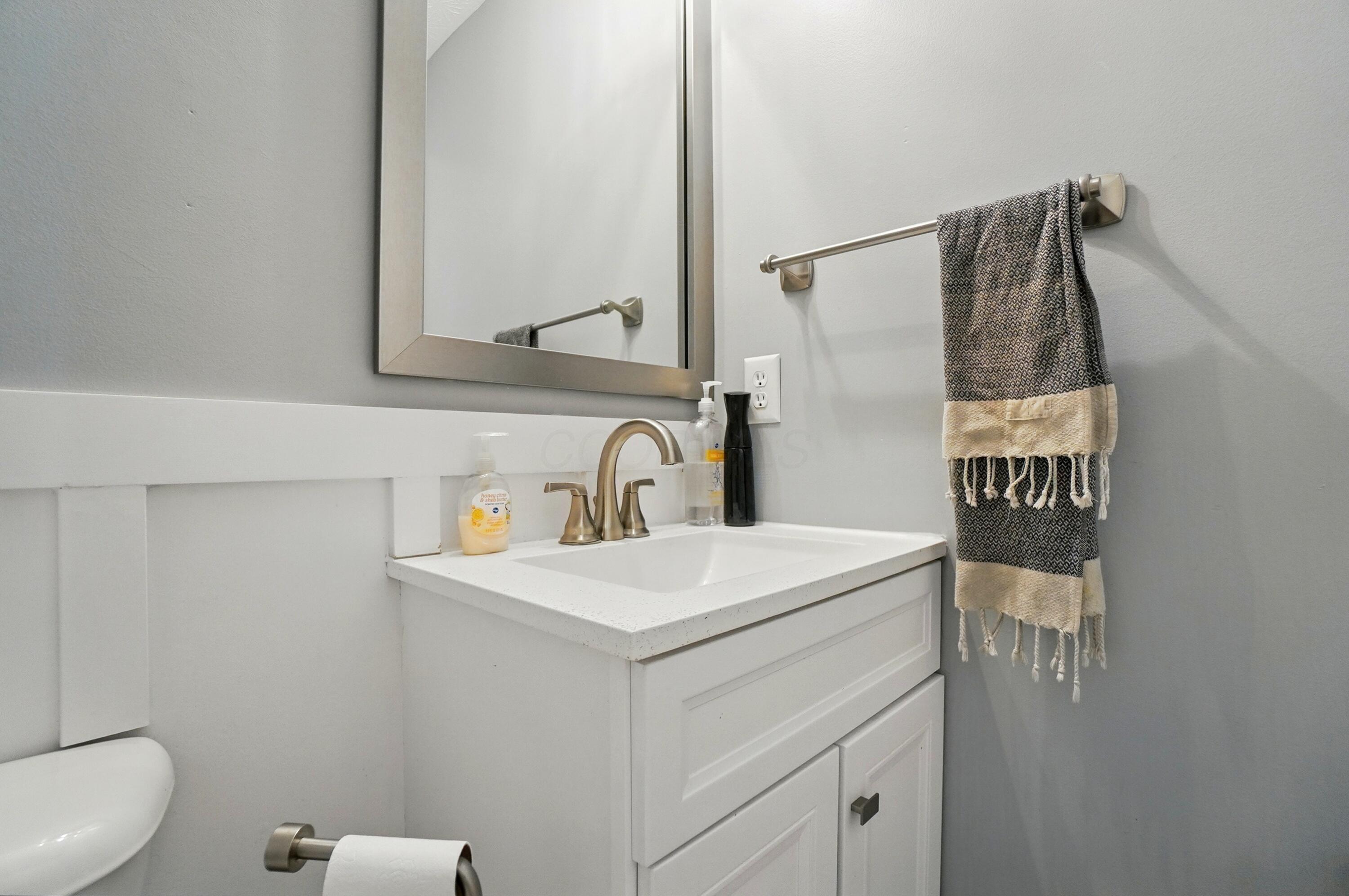 5672 Platinum Drive, Grove City, Ohio image 21