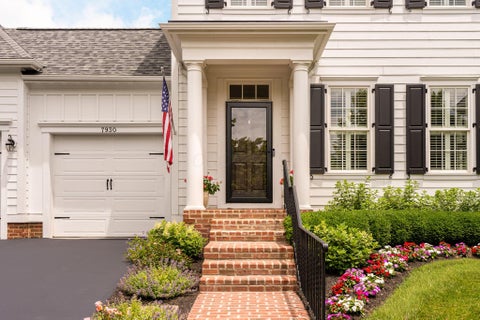 Tiny photo for 7930 Cole Park N, New Albany, OH 43054 (MLS # 226022366)