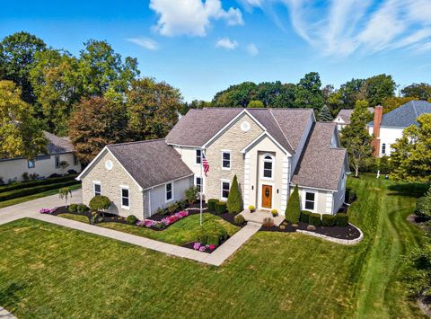 Photo of 5962 Heritage Lakes Drive, Hilliard, OH 43026 (MLS # 225036776)