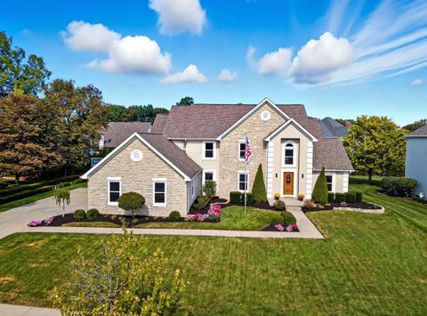 Photo of 5962 Heritage Lakes Drive, Hilliard, OH 43026 (MLS # 225036776)