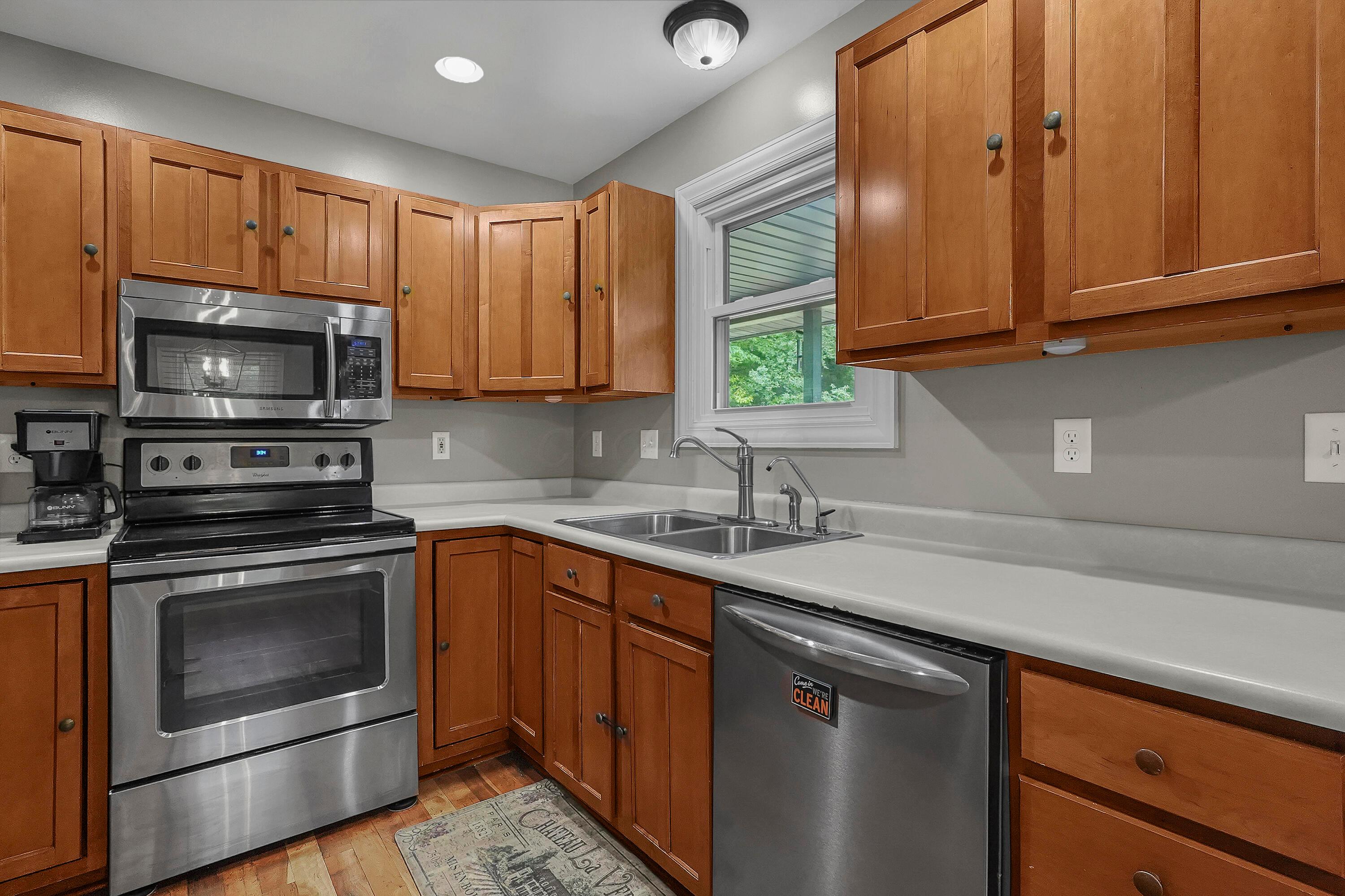 6334 Hansley Road, Sugar Grove, Ohio image 16