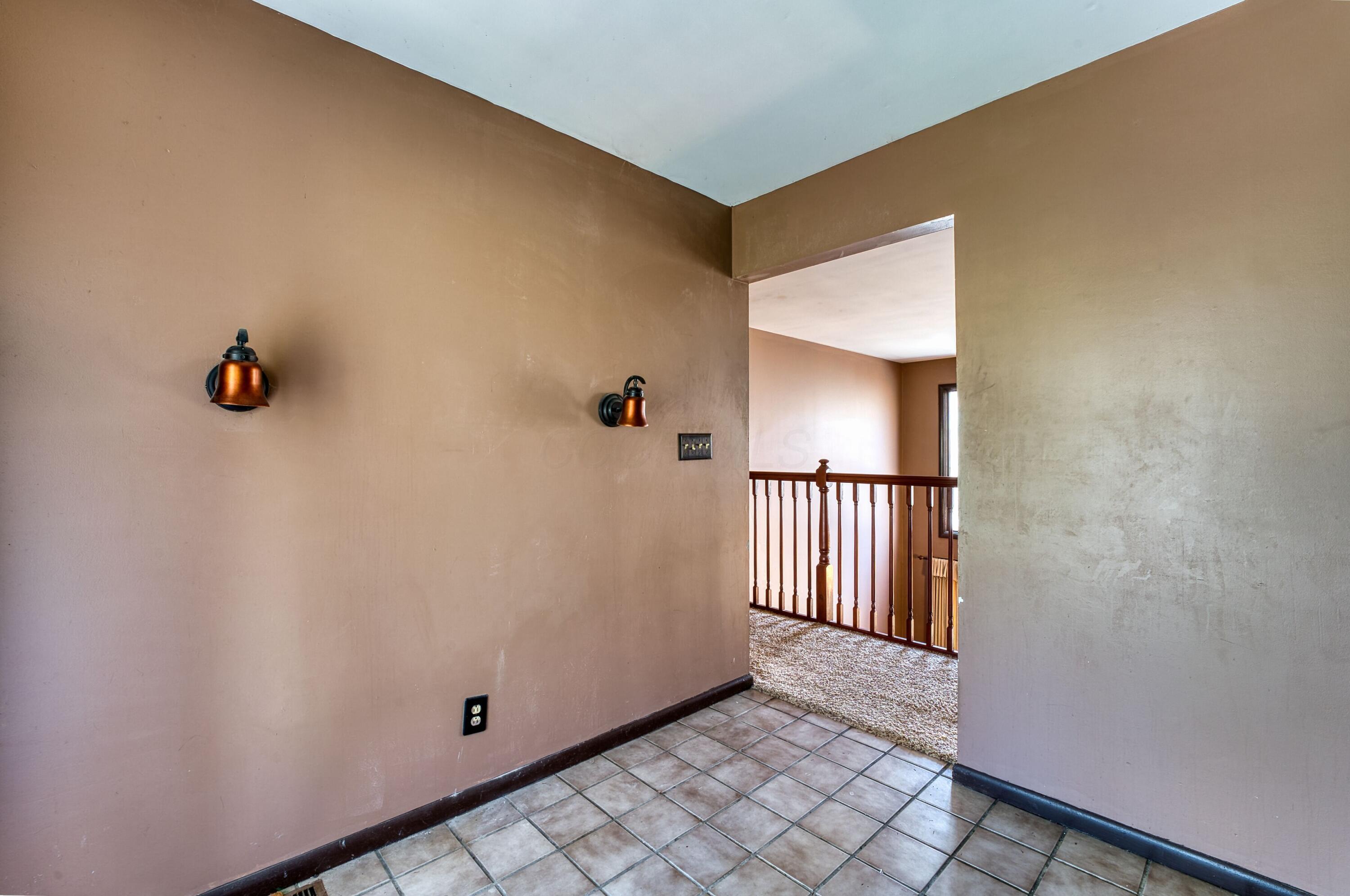 345 Timberlane Heights, Lancaster, Ohio image 6
