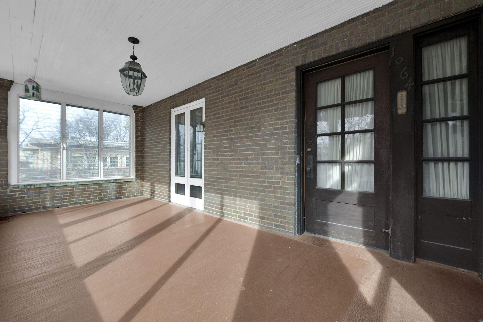 1964 Cardigan Avenue