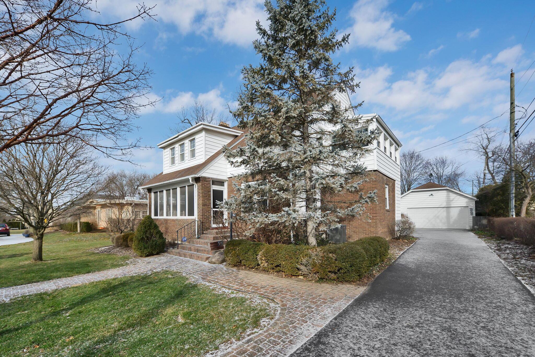 1964 Cardigan Avenue