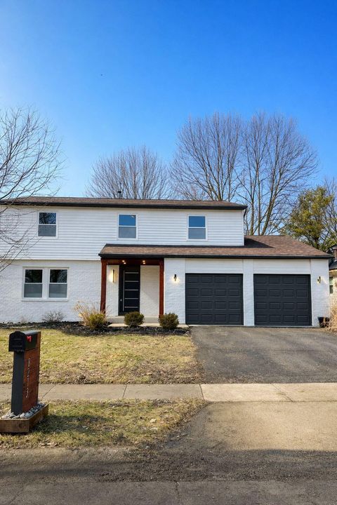 Photo of 8213 Longhorn Road, Powell, OH 43065 (MLS # 226004535)