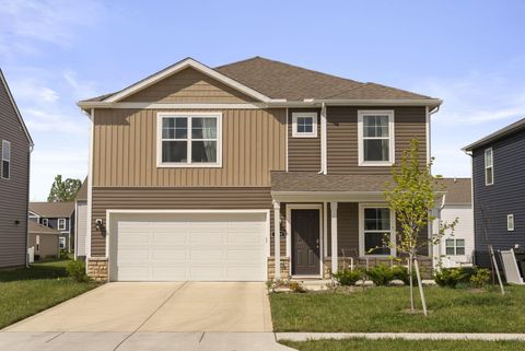 Photo of 3790 Alledonia Drive, Grove City, OH 43123 (MLS # 226014368)