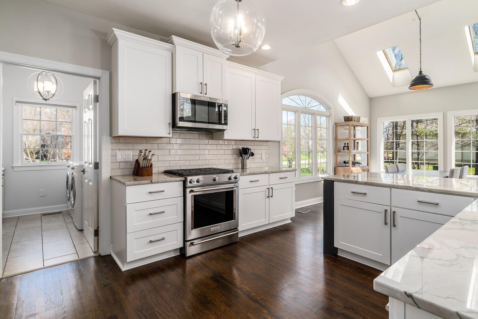6337 Waterwood Drive, Westerville, Ohio image 15
