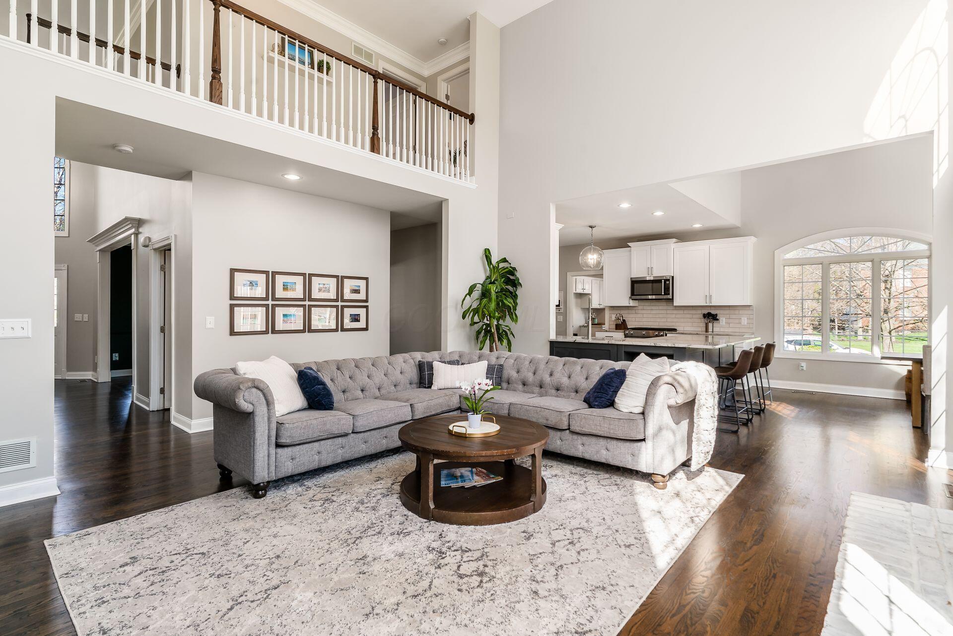 6337 Waterwood Drive, Westerville, Ohio image 10