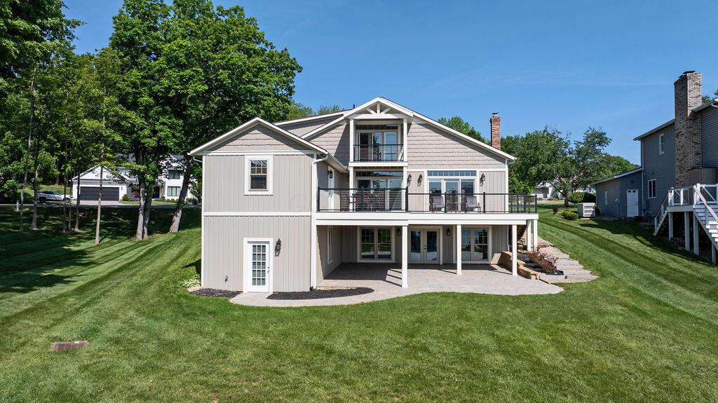 4053 Apple Valley Drive