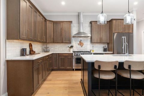 Tiny photo for 225 John H McConnell Boulevard 605 #605, Columbus, OH 43215 (MLS # 226003129)