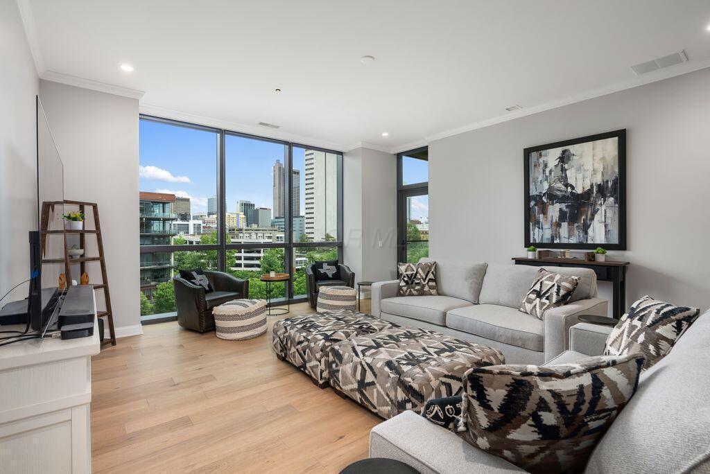 225 John H McConnell Boulevard 605