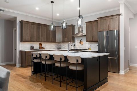 Tiny photo for 225 John H McConnell Boulevard 605 #605, Columbus, OH 43215 (MLS # 226003129)