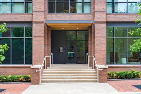 Tiny photo for 225 John H McConnell Boulevard 605 #605, Columbus, OH 43215 (MLS # 226003129)