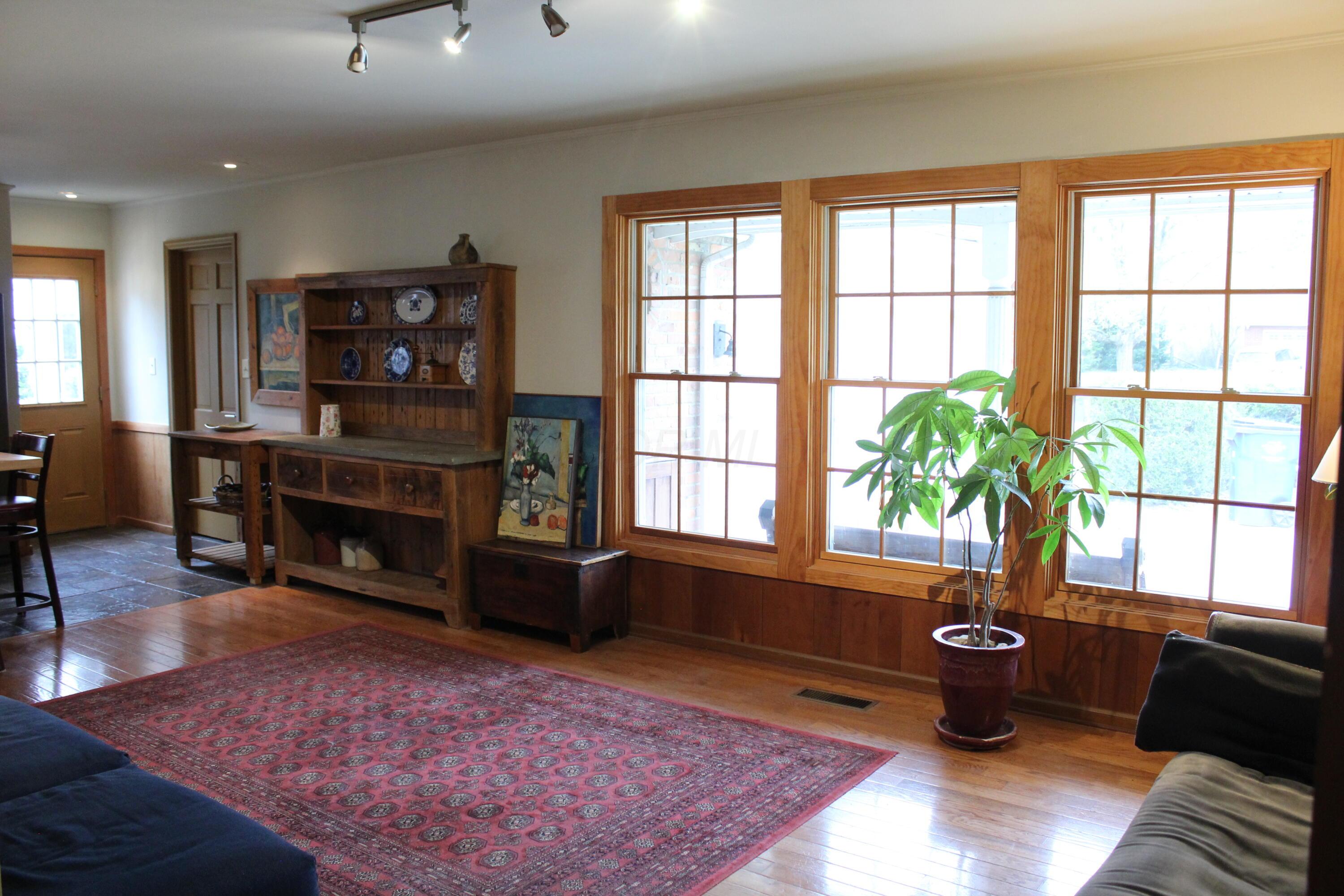 1680 Sussex Court, Columbus, Ohio image 3