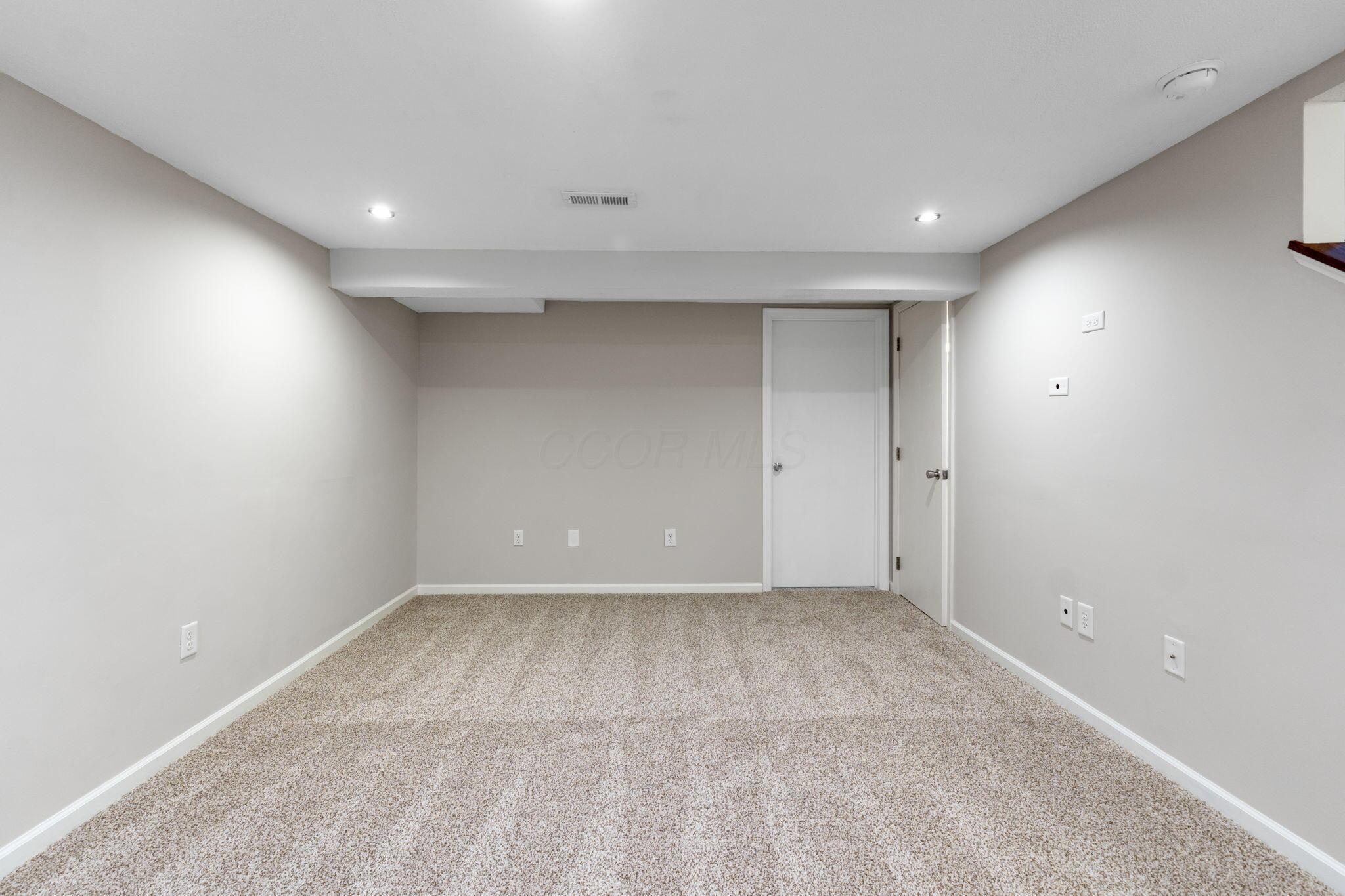 6140 Parkglen Road, Galloway, Ohio image 38