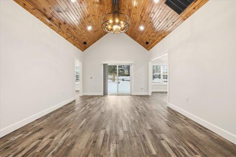 Tiny photo for 332 Wooster Road, Mount Vernon, OH 43050 (MLS # 226001819)