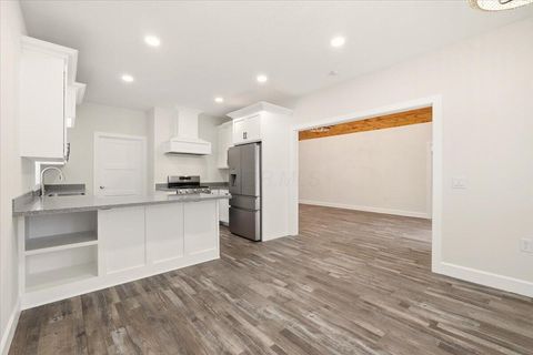 Tiny photo for 332 Wooster Road, Mount Vernon, OH 43050 (MLS # 226001819)