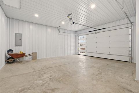 Tiny photo for 332 Wooster Road, Mount Vernon, OH 43050 (MLS # 226001819)