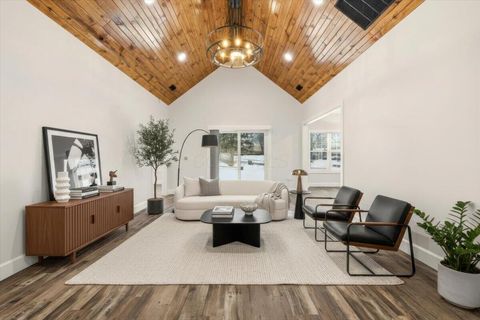 Tiny photo for 332 Wooster Road, Mount Vernon, OH 43050 (MLS # 226001819)