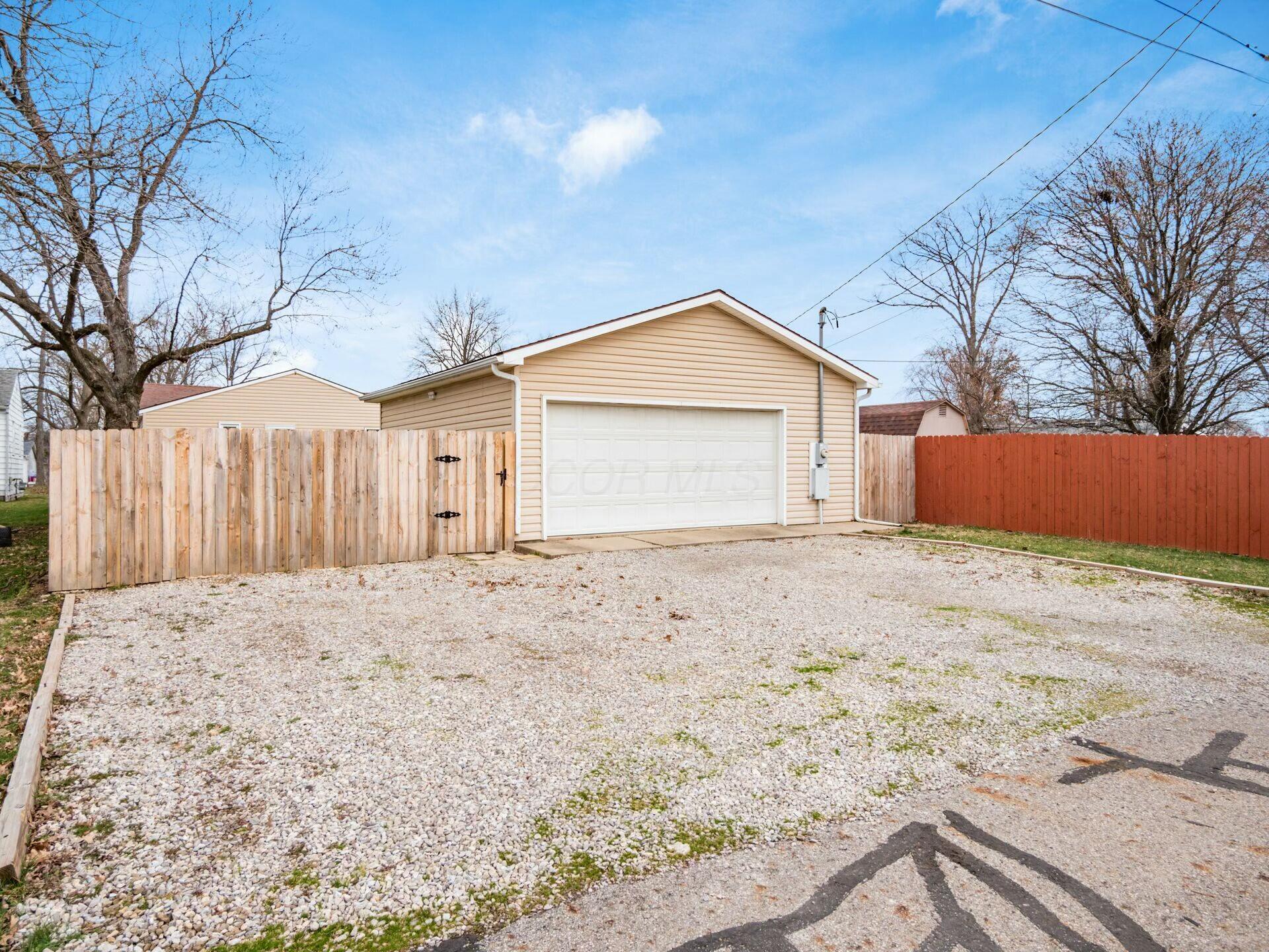 619 W 8th Street, Marysville, Ohio image 34