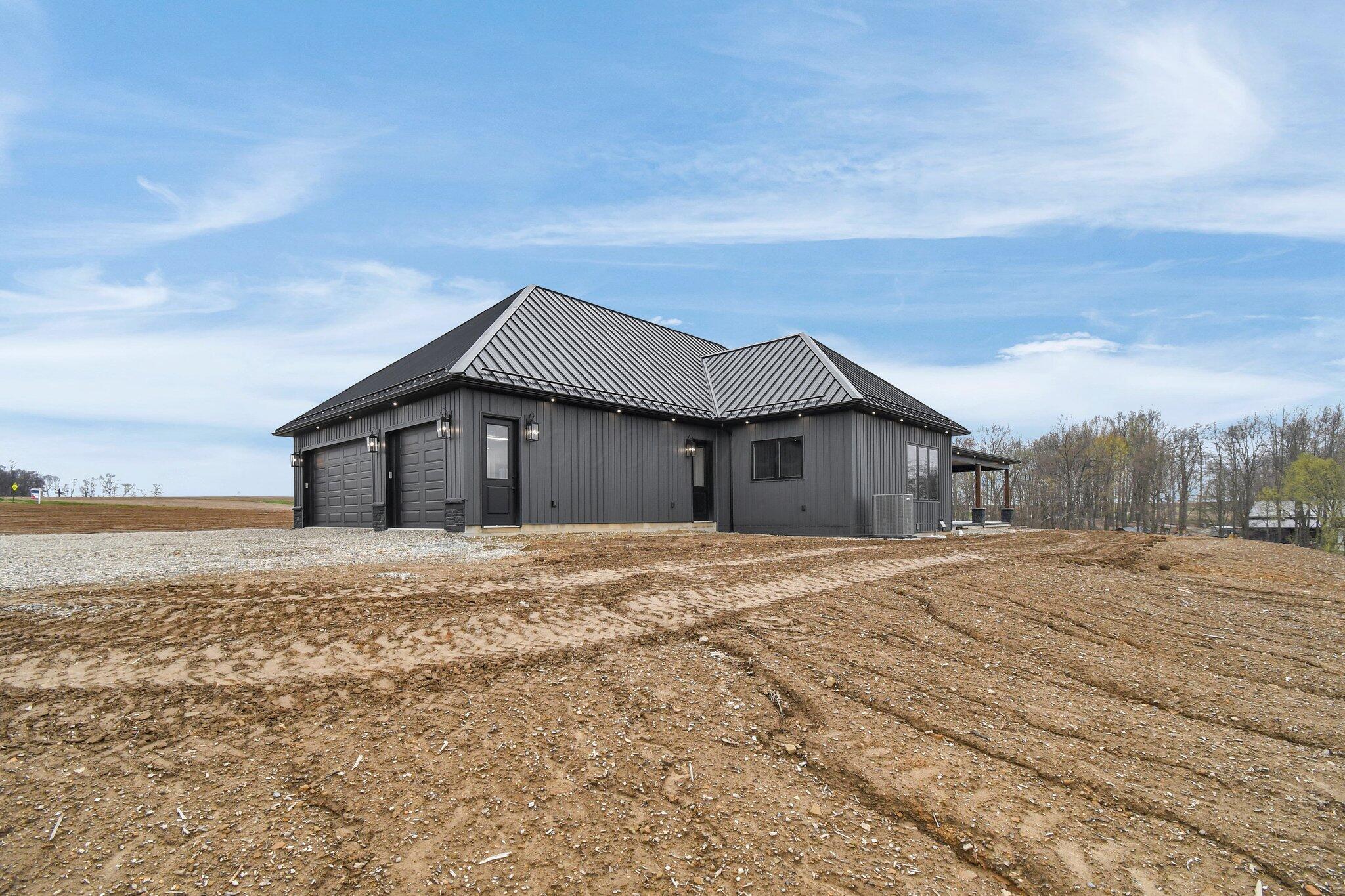 17100 N Liberty Road, Fredericktown, Ohio image 46