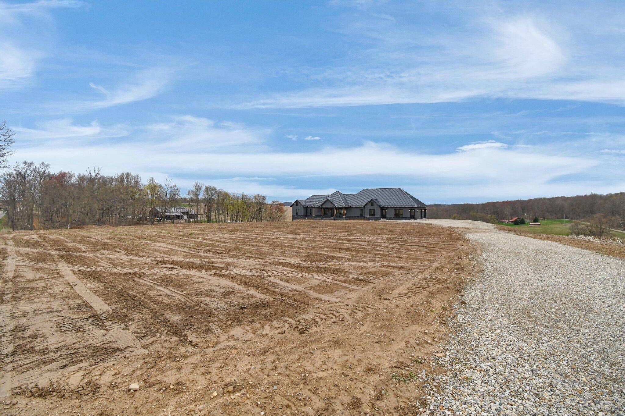17100 N Liberty Road, Fredericktown, Ohio image 48