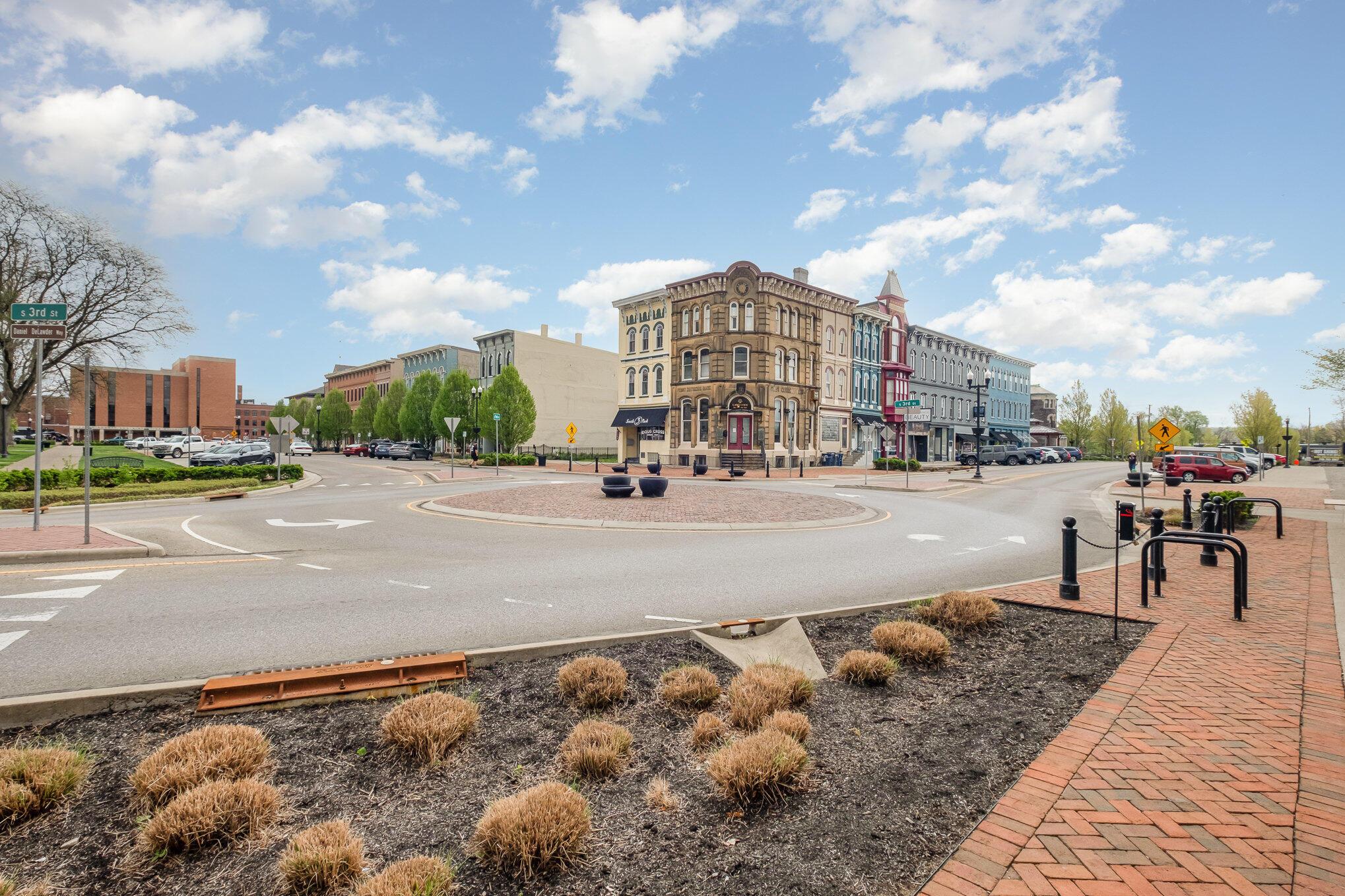 99 S 4th Street, Newark, Ohio image 26