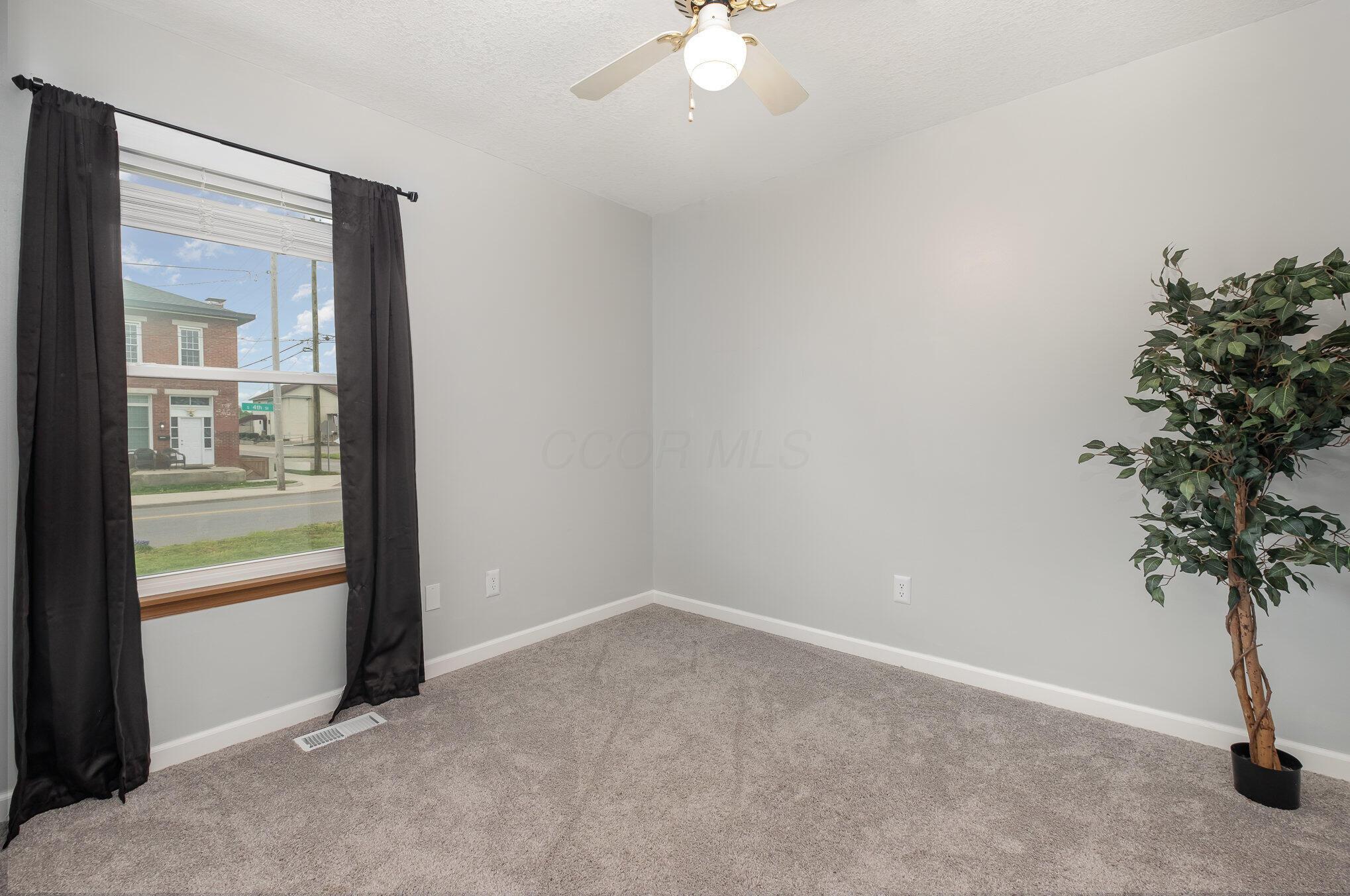 99 S 4th Street, Newark, Ohio image 17