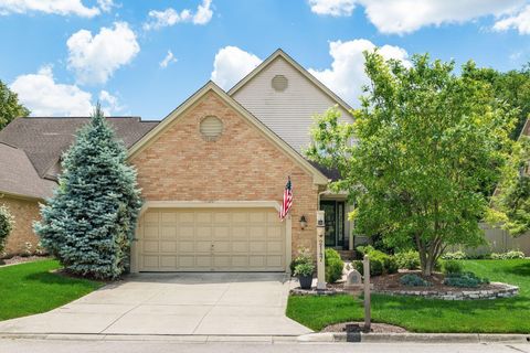 Photo of 2147 Partlow Drive, Columbus, OH 43220 (MLS # 226023484)